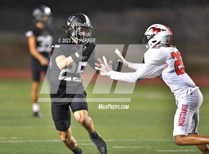Thumbnail 1 in Manor @ Vandegrift photogallery.