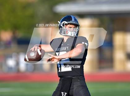 Thumbnail 3 in Manor @ Vandegrift photogallery.