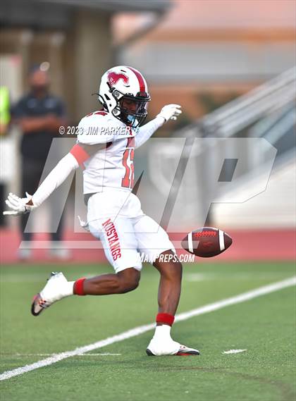 Thumbnail 2 in Manor @ Vandegrift photogallery.