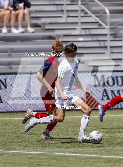 Thumbnail 3 in Crimson Cliffs vs. Mountain Crest (UHSAA 4A Semifinal) photogallery.