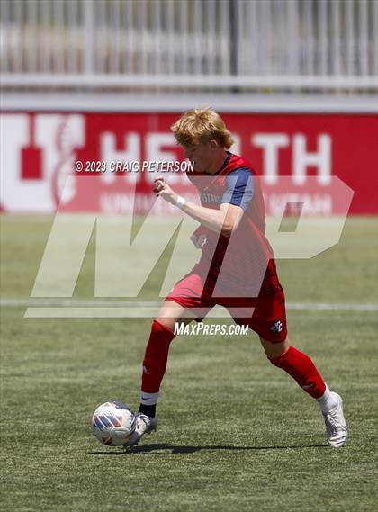 Thumbnail 3 in Crimson Cliffs vs. Mountain Crest (UHSAA 4A Semifinal) photogallery.