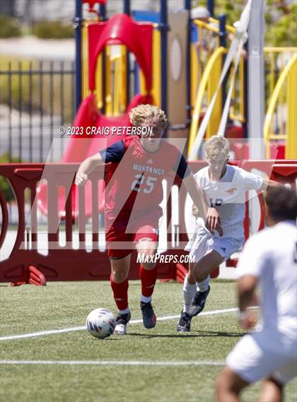 Thumbnail 3 in Crimson Cliffs vs. Mountain Crest (UHSAA 4A Semifinal) photogallery.