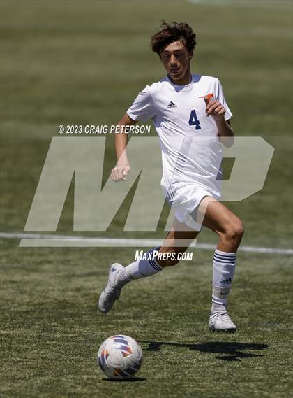 Thumbnail 3 in Crimson Cliffs vs. Mountain Crest (UHSAA 4A Semifinal) photogallery.
