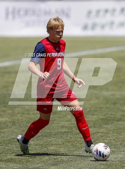 Thumbnail 2 in Crimson Cliffs vs. Mountain Crest (UHSAA 4A Semifinal) photogallery.