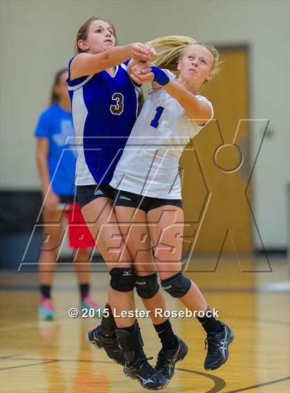 Thumbnail 2 in Marion @ Bandera photogallery.