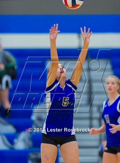 Thumbnail 3 in Marion @ Bandera photogallery.