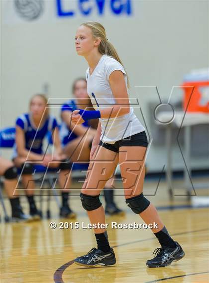 Thumbnail 2 in Marion @ Bandera photogallery.