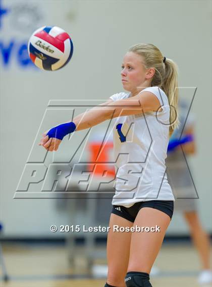 Thumbnail 1 in Marion @ Bandera photogallery.