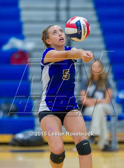 Thumbnail 2 in Marion @ Bandera photogallery.