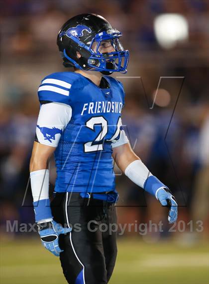 Thumbnail 3 in Lee @ Friendswood photogallery.