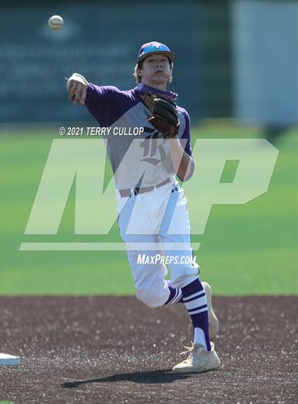 Thumbnail 2 in Riverton vs. Layton (UHSAA 6A Championships) photogallery.