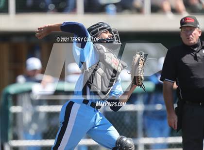 Thumbnail 2 in Riverton vs. Layton (UHSAA 6A Championships) photogallery.