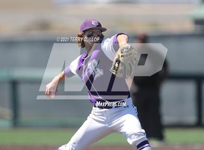 Thumbnail 2 in Riverton vs. Layton (UHSAA 6A Championships) photogallery.