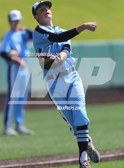 Thumbnail 1 in Riverton vs. Layton (UHSAA 6A Championships) photogallery.