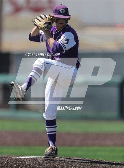 Thumbnail 3 in Riverton vs. Layton (UHSAA 6A Championships) photogallery.