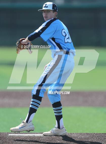 Thumbnail 2 in Riverton vs. Layton (UHSAA 6A Championships) photogallery.