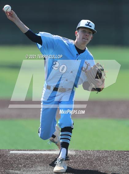 Thumbnail 1 in Riverton vs. Layton (UHSAA 6A Championships) photogallery.