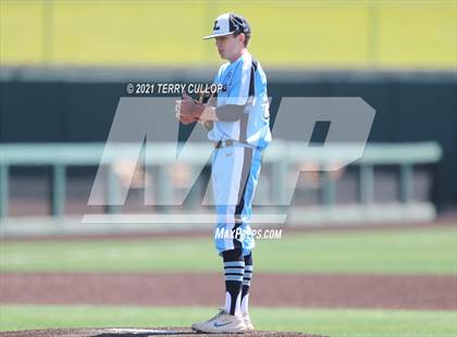 Thumbnail 2 in Riverton vs. Layton (UHSAA 6A Championships) photogallery.