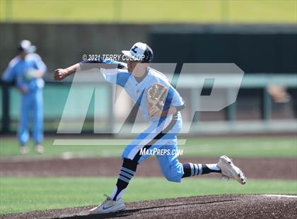 Thumbnail 2 in Riverton vs. Layton (UHSAA 6A Championships) photogallery.