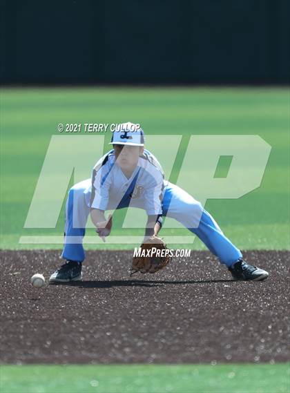 Thumbnail 3 in Riverton vs. Layton (UHSAA 6A Championships) photogallery.