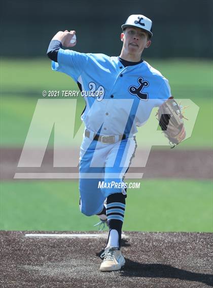 Thumbnail 1 in Riverton vs. Layton (UHSAA 6A Championships) photogallery.