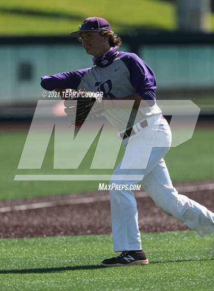 Thumbnail 2 in Riverton vs. Layton (UHSAA 6A Championships) photogallery.
