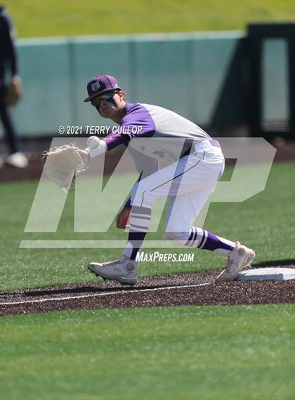 Thumbnail 2 in Riverton vs. Layton (UHSAA 6A Championships) photogallery.