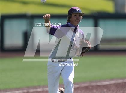 Thumbnail 1 in Riverton vs. Layton (UHSAA 6A Championships) photogallery.