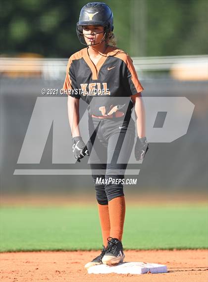 Thumbnail 3 in Kell @ Allatoona photogallery.