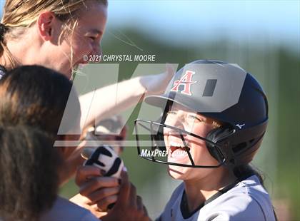 Thumbnail 1 in Kell @ Allatoona photogallery.