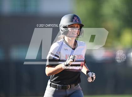 Thumbnail 1 in Kell @ Allatoona photogallery.