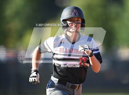 Thumbnail 1 in Kell @ Allatoona photogallery.