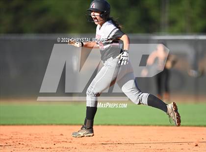 Thumbnail 2 in Kell @ Allatoona photogallery.