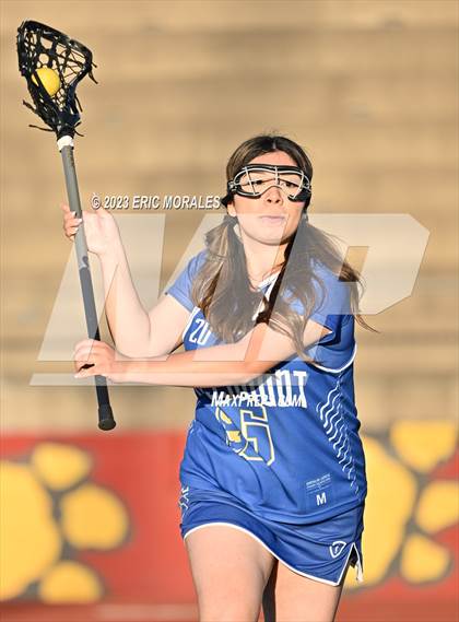 Thumbnail 1 in Grossmont @ Monte Vista photogallery.