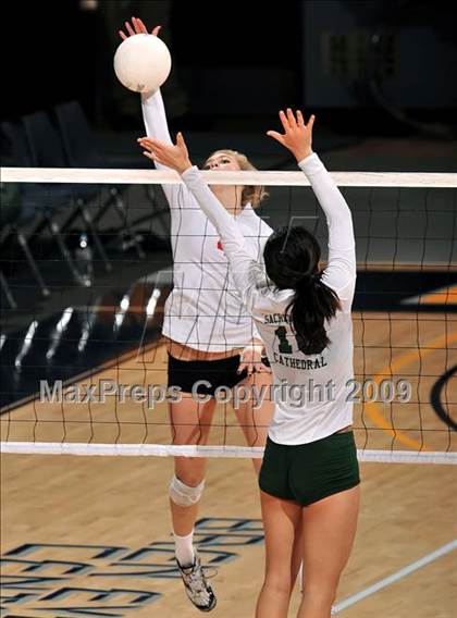 Thumbnail 2 in Sacred Heart Cathedral vs. Cathedral (CIF State D3 Final) photogallery.