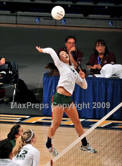 Thumbnail 2 in Sacred Heart Cathedral vs. Cathedral (CIF State D3 Final) photogallery.
