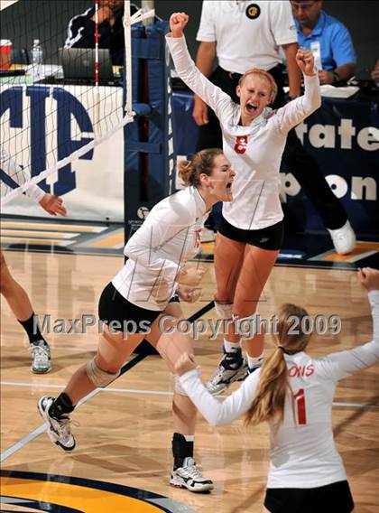 Thumbnail 1 in Sacred Heart Cathedral vs. Cathedral (CIF State D3 Final) photogallery.