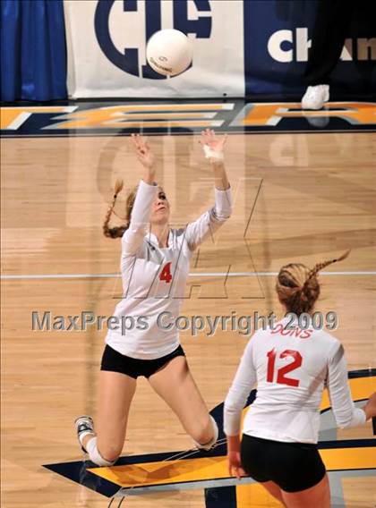 Thumbnail 3 in Sacred Heart Cathedral vs. Cathedral (CIF State D3 Final) photogallery.