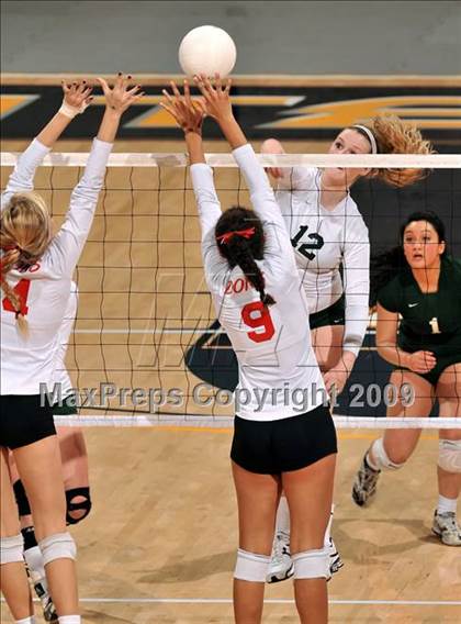 Thumbnail 3 in Sacred Heart Cathedral vs. Cathedral (CIF State D3 Final) photogallery.