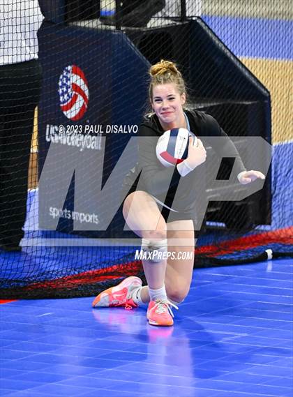 Thumbnail 1 in Chaparral vs. Pueblo West (CHSAA 5A 1st Round) photogallery.