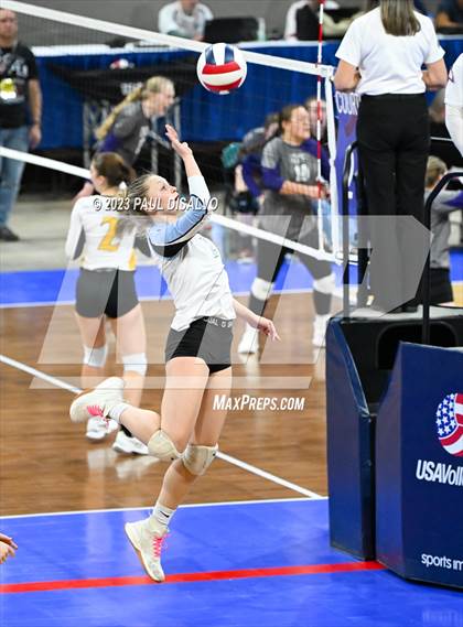 Thumbnail 3 in Chaparral vs. Pueblo West (CHSAA 5A 1st Round) photogallery.