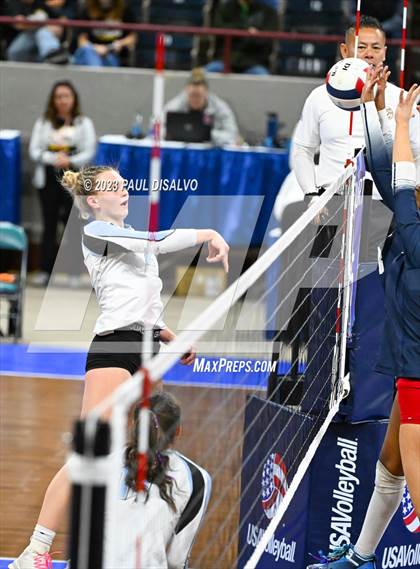 Thumbnail 2 in Chaparral vs. Pueblo West (CHSAA 5A 1st Round) photogallery.