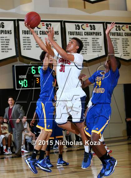 Thumbnail 2 in Bellarmine-Jefferson vs. St. Bernard (D1 Bound So Cal Christmas Classic) photogallery.