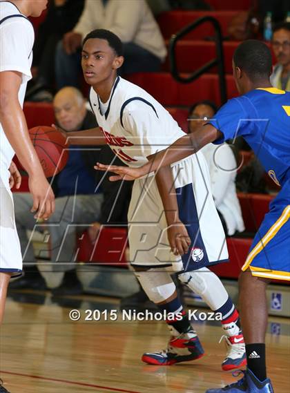 Thumbnail 2 in Bellarmine-Jefferson vs. St. Bernard (D1 Bound So Cal Christmas Classic) photogallery.