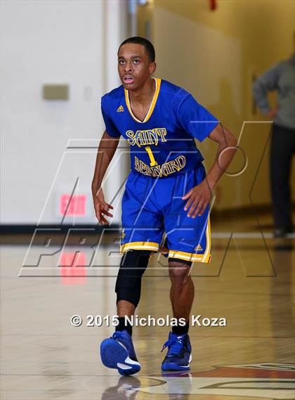 Thumbnail 3 in Bellarmine-Jefferson vs. St. Bernard (D1 Bound So Cal Christmas Classic) photogallery.