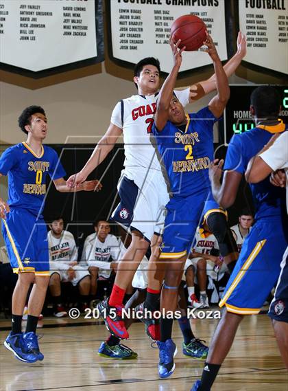 Thumbnail 1 in Bellarmine-Jefferson vs. St. Bernard (D1 Bound So Cal Christmas Classic) photogallery.