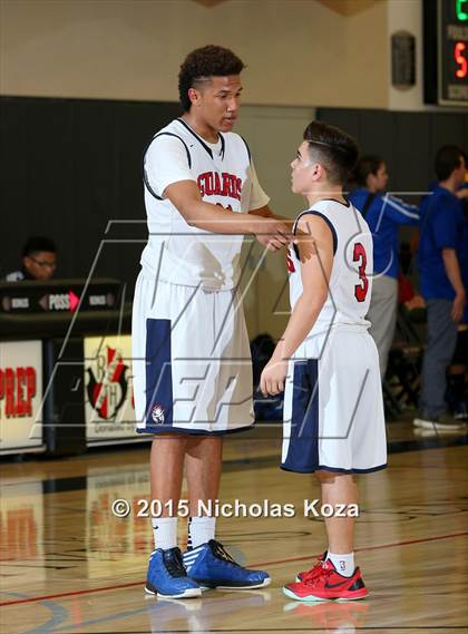 Thumbnail 1 in Bellarmine-Jefferson vs. St. Bernard (D1 Bound So Cal Christmas Classic) photogallery.