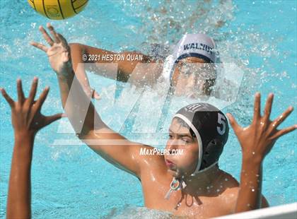Thumbnail 3 in Walnut vs. Servite (Diamond Bar Classic) photogallery.