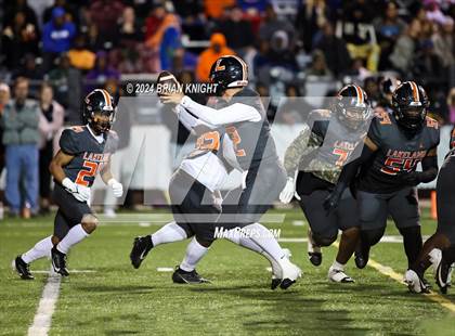 Thumbnail 3 in Lakeland vs. Tampa Bay Tech (FHSAA 5A Regional Semifinal)  photogallery.