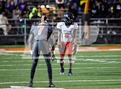 Thumbnail 2 in Lakeland vs. Tampa Bay Tech (FHSAA 5A Regional Semifinal)  photogallery.